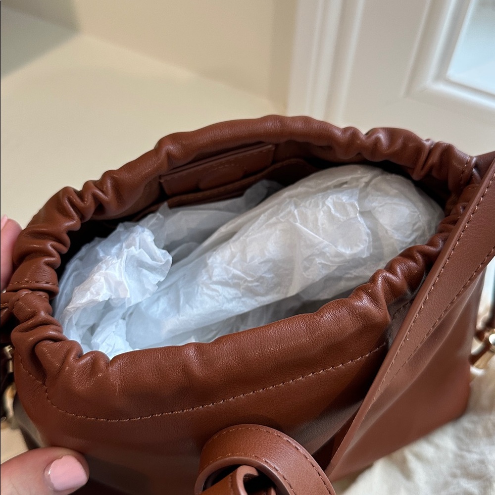 A.P.C Ninon Mini bag in Hazelnut, New with Dust Bag - Picture 3 of 15
